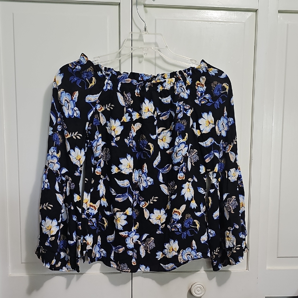 Elegant Floral Women's Shirt